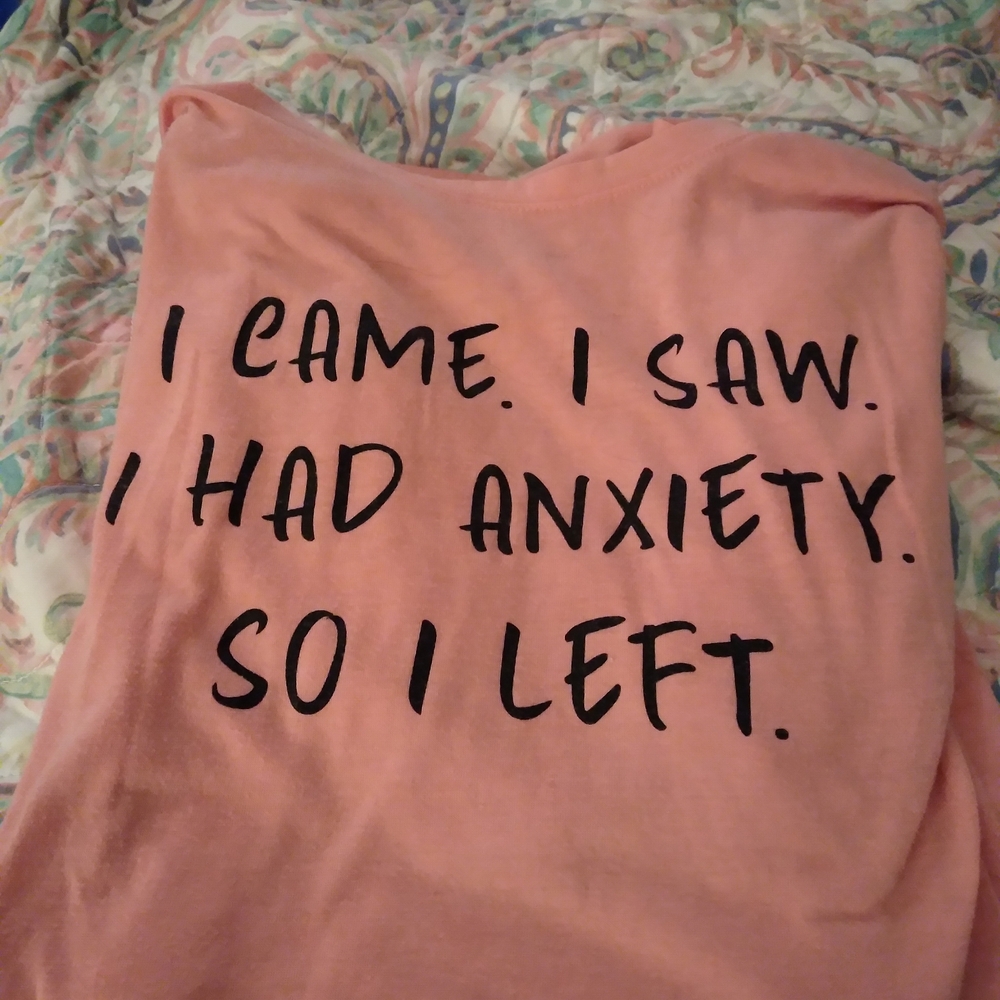 Casual Pink Graphic Tee - Short Sleeve